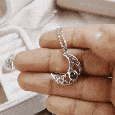 Collar Sol y Luna - 100 idiomas