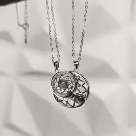 Collar Sol y Luna - 100 idiomas