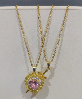 Collar Corazón y Espada